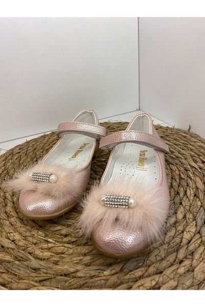 maxxi Powder Feathered Ballet