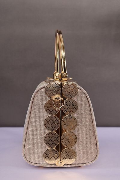 weem bag Elysara EB0170 | Стилна чанта клъч с двойна метална дръжка и перлен блясък
