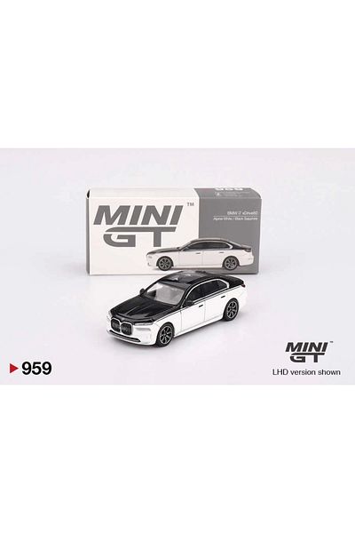 mini gt 1/64 Bmw I7 Xdrive60 Alpine White / Black Sapphire