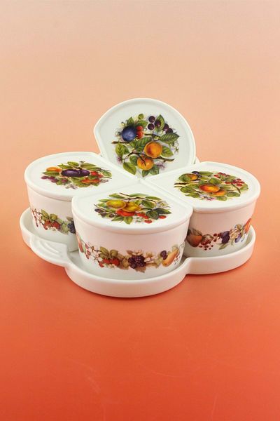 Bursa Porselen Dekor Fruit Flower 4-Piece Breakfast Set with Porcelain Lid