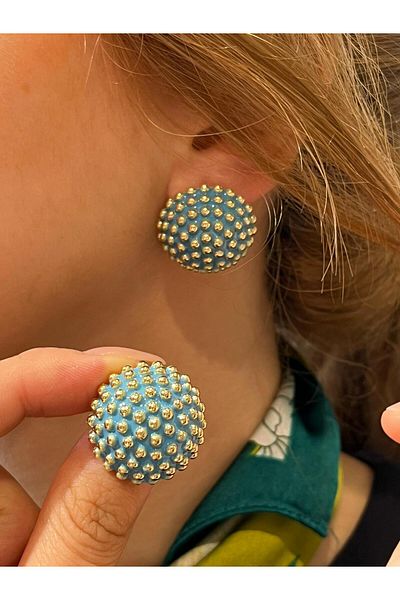 Accessories أقراط نسائية مستديرة الشكل من Hei باللون الفيروزي وتفاصيل منقطة باللون الأصفر الذهبي للاستخدام اليومي