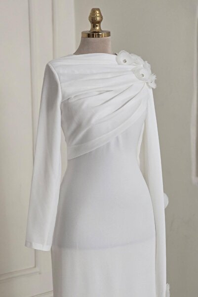 Yonca Moda Evi Beyaz Tek Omuz Pelerinli Abiye 4471