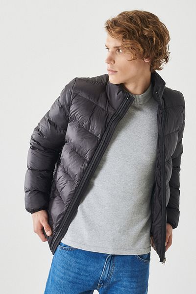 AC&Co / Altınyıldız Classics Men's Black Standard Fit Regular Cut Cold Proof Casual Coat