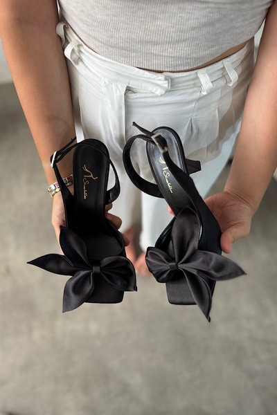 SHOEBELLAS Mekra Siyah Saten Fiyonk Detaylı Kadın Topuklu Ayakkabı
