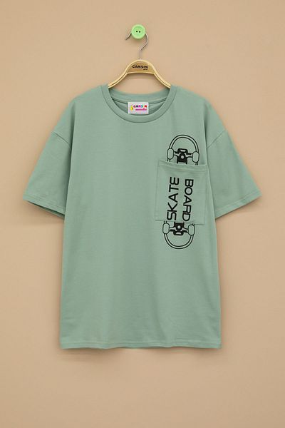 Cansın Mini Tricou cu decolteu pentru băiat cu buzunar imprimat cu skateboard verde 20909
