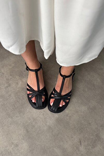 SHOEBELLAS Meyti Black Cage Detailed Women's Sandals