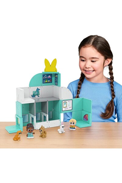 Moose Toys مجموعة بناء بلاط مغناطيسي من Tile Town Pet Vet + شخصيات