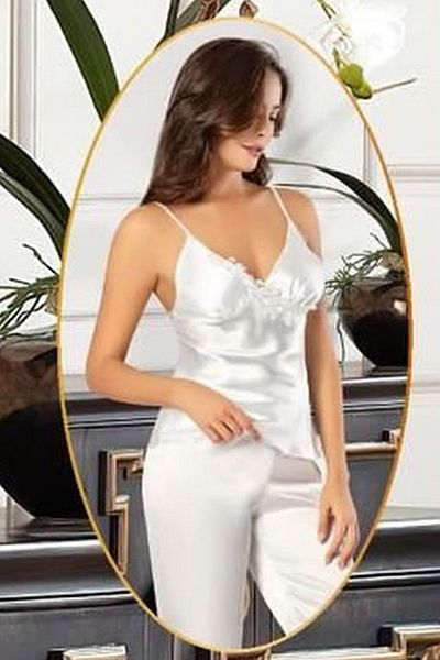 Xses 2103 Women's Ecru Satin Pajama Set with Dressing Gown