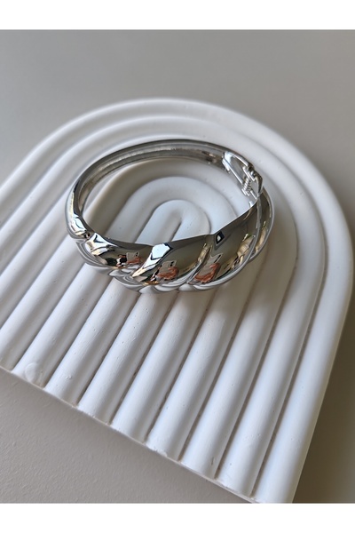 İLKYAZ إكسسوار سوار معصم قابل للطي بتفاصيل مثقاب