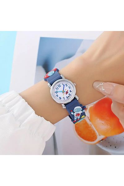 GlassySKY Cute Astronaut Quartz Watch for Girls with Silicone Strap, Birthday Gift