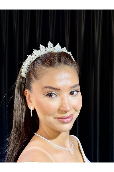 BEYOĞLU NİŞANTAŞI Karya Model Zircon Crown