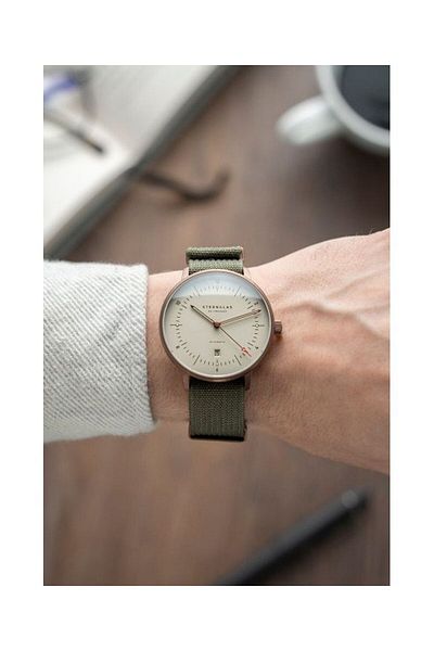 Sternglas Men's watch Automatic mechanism Strong and durable