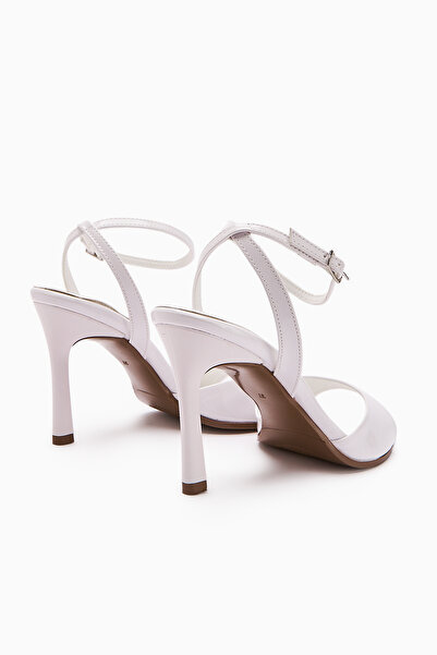 Limoya Nova White Patent Leather Ankle Buckle Thin Heeled Women's Shoes