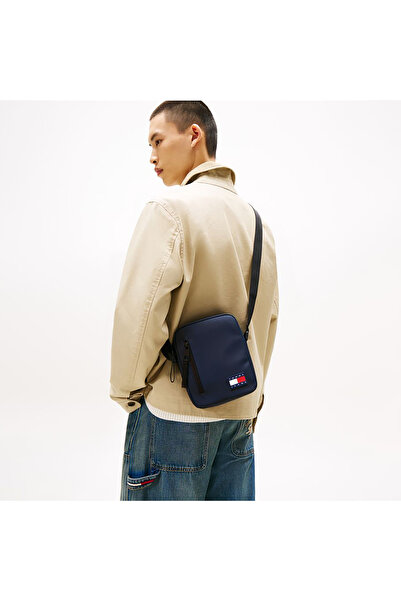 Tommy Hilfiger Navy Blue Shoulder Bag (Am0Am13396-C1G)