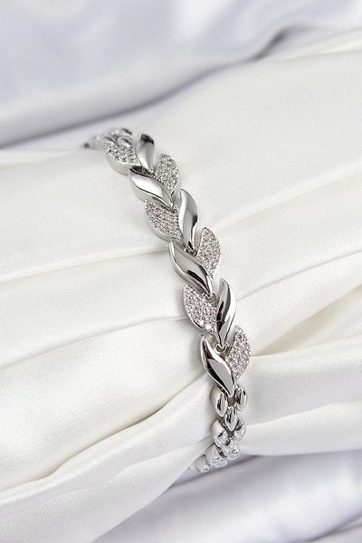 Toptan Bulurum Bfs Brass Zircon Stone Fish Tail Model Silver Color Women's Bracelet