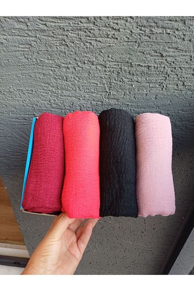 Nilbutik Four Wrapped Shawls