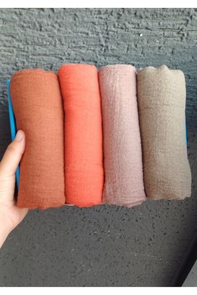 Nilbutik Four Wrapped Shawls