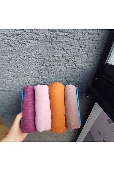 Nilbutik Four Wrapped Shawls