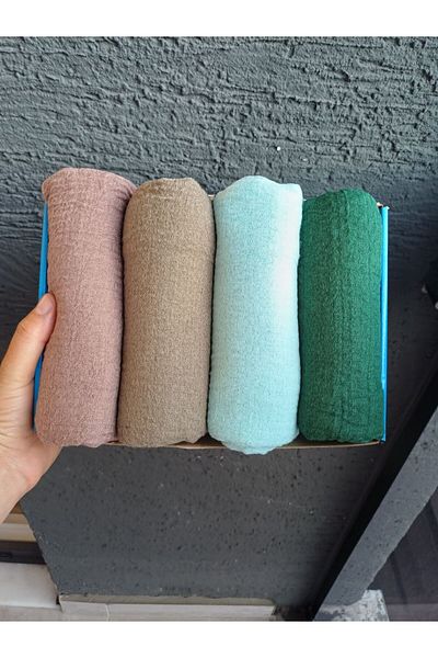 Nilbutik Four Wrapped Shawls