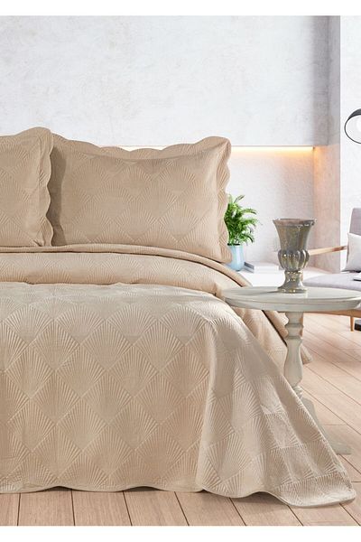 Bikaya Home Embroidered Velvet Double 3 Piece Bedspread Set - 250X260 cm