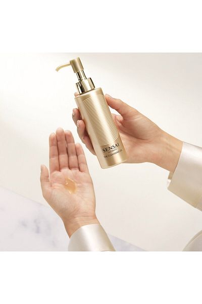 Sensai Ultimate - Oil Based Cleanser 150 ml