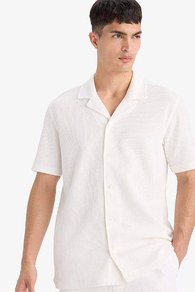 DeFacto 100% Cotton Regular Fit Polo Collar Waffle Short Sleeve Shirt E4894Ax25Sm