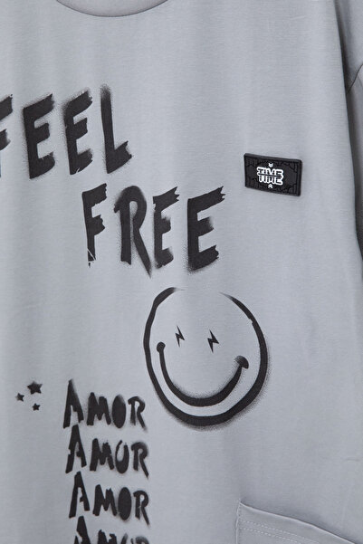 Cansın Mini Smoked Pocket Detailed Text Printed Boys Crew Neck T-Shirt 20906