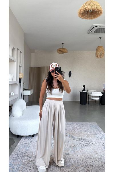 Buket Teke Beige Production Pleated Wide Leg Tracksuit