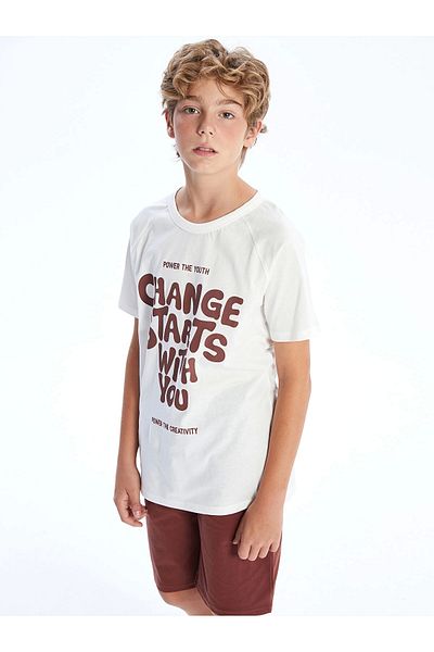 LC Waikiki Lcw Kids Ecru Crew Neck Boys T-Shirt and Shorts