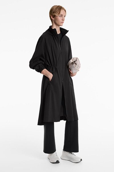 Oysho Super extra lightweight 10K waterproof packable long jacket