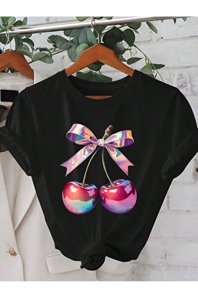 mercoledi تي شيرت نسائي فضفاض مطبوع عليه الكرز