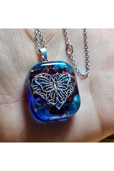 Singincraft Butterfly-Heart Figure Apatite-Garnet Orgonite Steel Chain Necklace (Handmade Design Products)