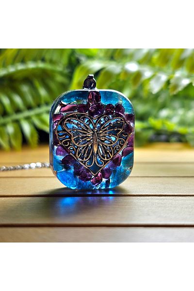 Singincraft Butterfly-Heart Figure Apatite-Garnet Orgonite Steel Chain Necklace (Handmade Design Products)