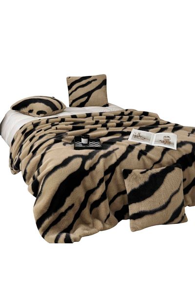 OEM Set de lux din blană artificială de nurcă cu fermoar, MS STAR, hipoalergenică, pătură 200 x 230 cm + 2 perne