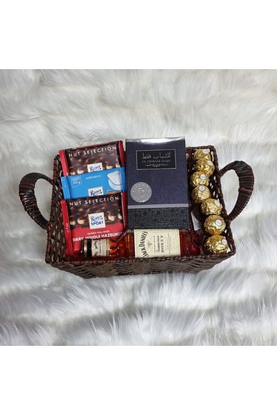 HIRIS SET Men's Gift Basket – Lil Shabaab Faqat Perfume + Jack Daniel's Honey + Pralines & Premium Chocolate