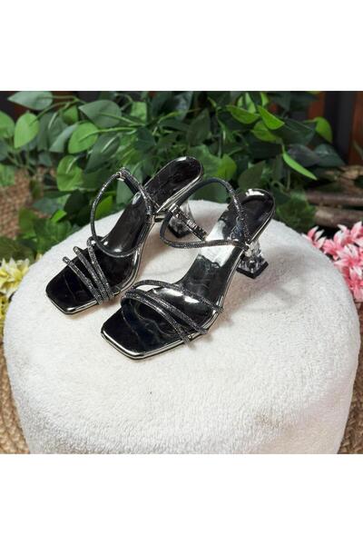 MEY Shiny Silver Tape Block Heel Shoes M1115