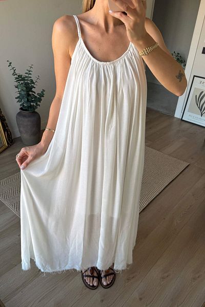 Sue Store Λευκό φόρεμα με λεπτό λουράκι με επένδυση από βαμβακερό oversize