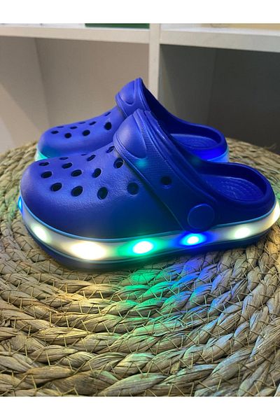 maxxi Lighted Slippers