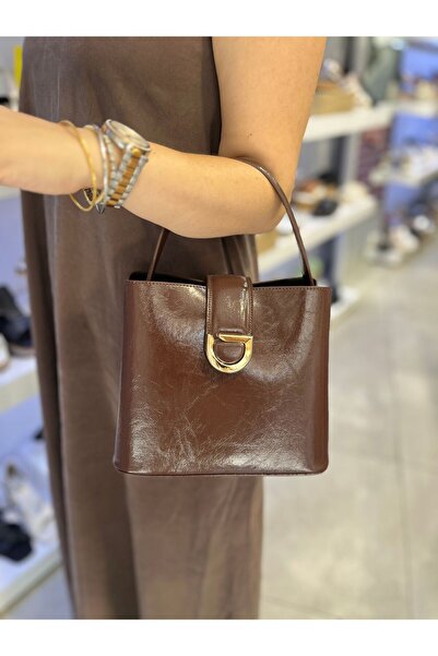 Kuum Γυναικεία λουστρίνι τσάντα 252SV800