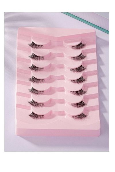 NOTHING 7 pairs of half eyelashes