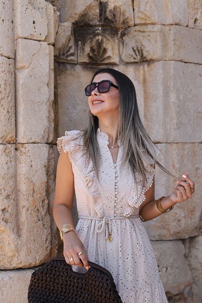 bytugcekaya Μπεζ μπεζ μπροστινό βολάν Φόρεμα με μηδενικό μανίκι