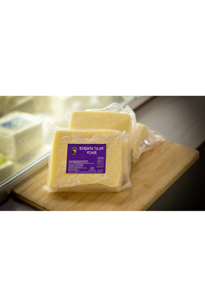 yiğitbey mandıra Bergama Tulum Peyniri 1 KG, Sert Yapılı Olgunlaşmış Hafif Tuzlu Peynir, Ege Geleneksel Lezzet