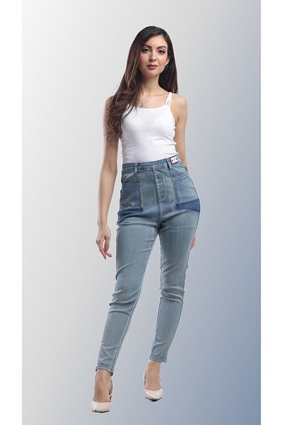 SUGA Denim appeal: luxury jeans with unique details 💙