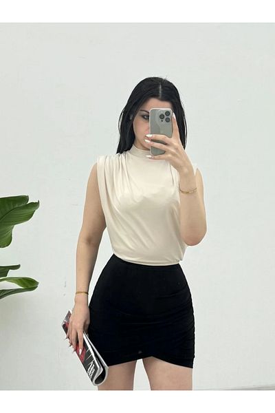nedo7 Zero Sleeve Padded Sandy Blouse -Beige