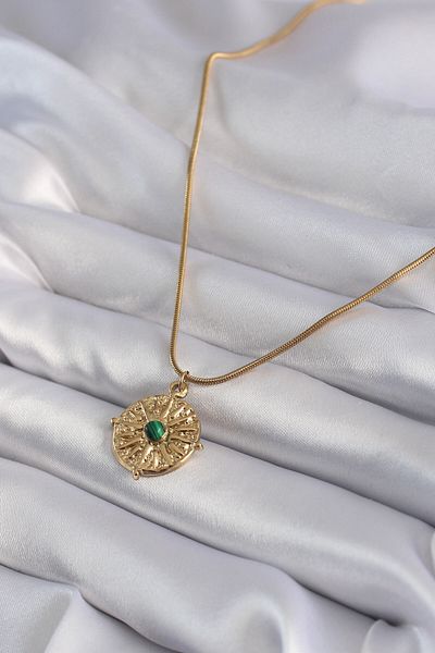 MBB ETİCARET 316L Steel Gold Color Green Stoned Pole Star Embroidered Medallion Model Women's Necklace - TJ-BKO8355