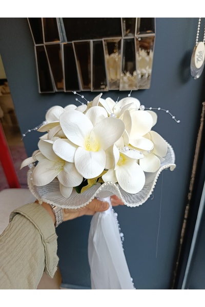 Merveparti Tüllü incili Lüks Manolya Gelin buketi