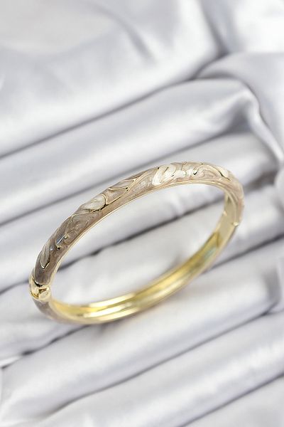MBB ETİCARET Mineli Brass Beige Marble Motif Gold Color Women's Handcuffs - Tj-Bb7415