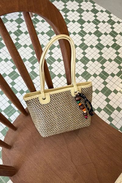 LEONAS Geantă de mână și de umăr pentru femei din paie cu accesorii Charm Patter Yellow