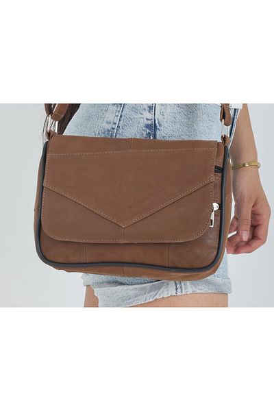 NahitaTyana Women's Tan Genuine Leather Strap Matte Bag