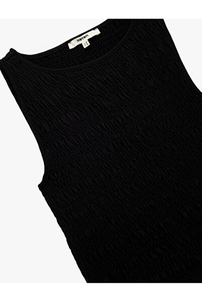 Koton Cotton Wrinkle Fabric Slim Fit Crew Neck Sleeveless Blouse